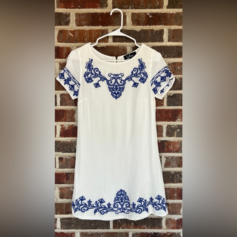 Lulus White & Blue Embroidered Dress – Women’s XS